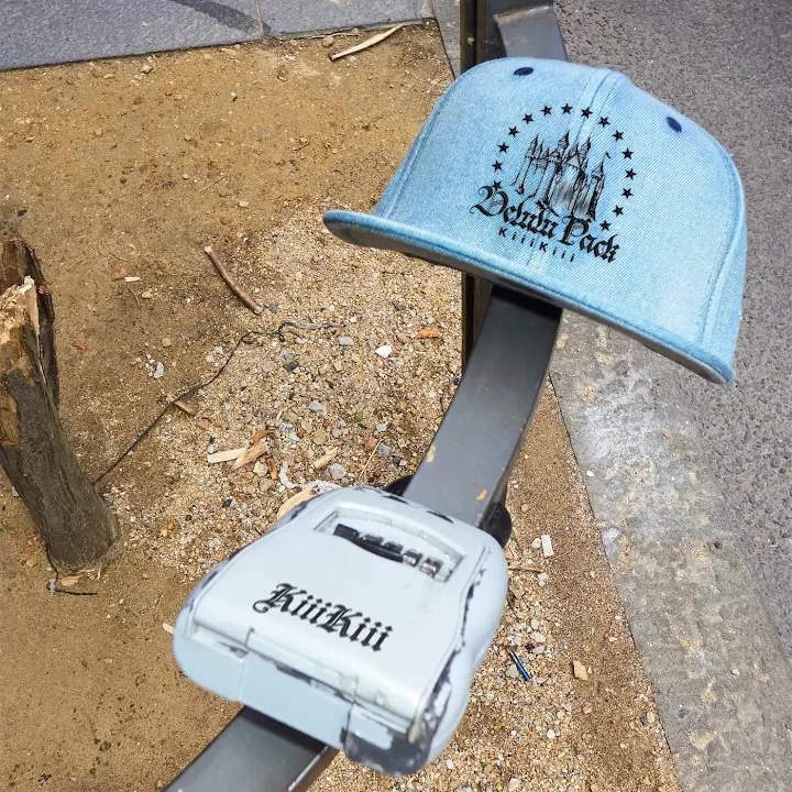 KiiiKiii - UNDERDOGS